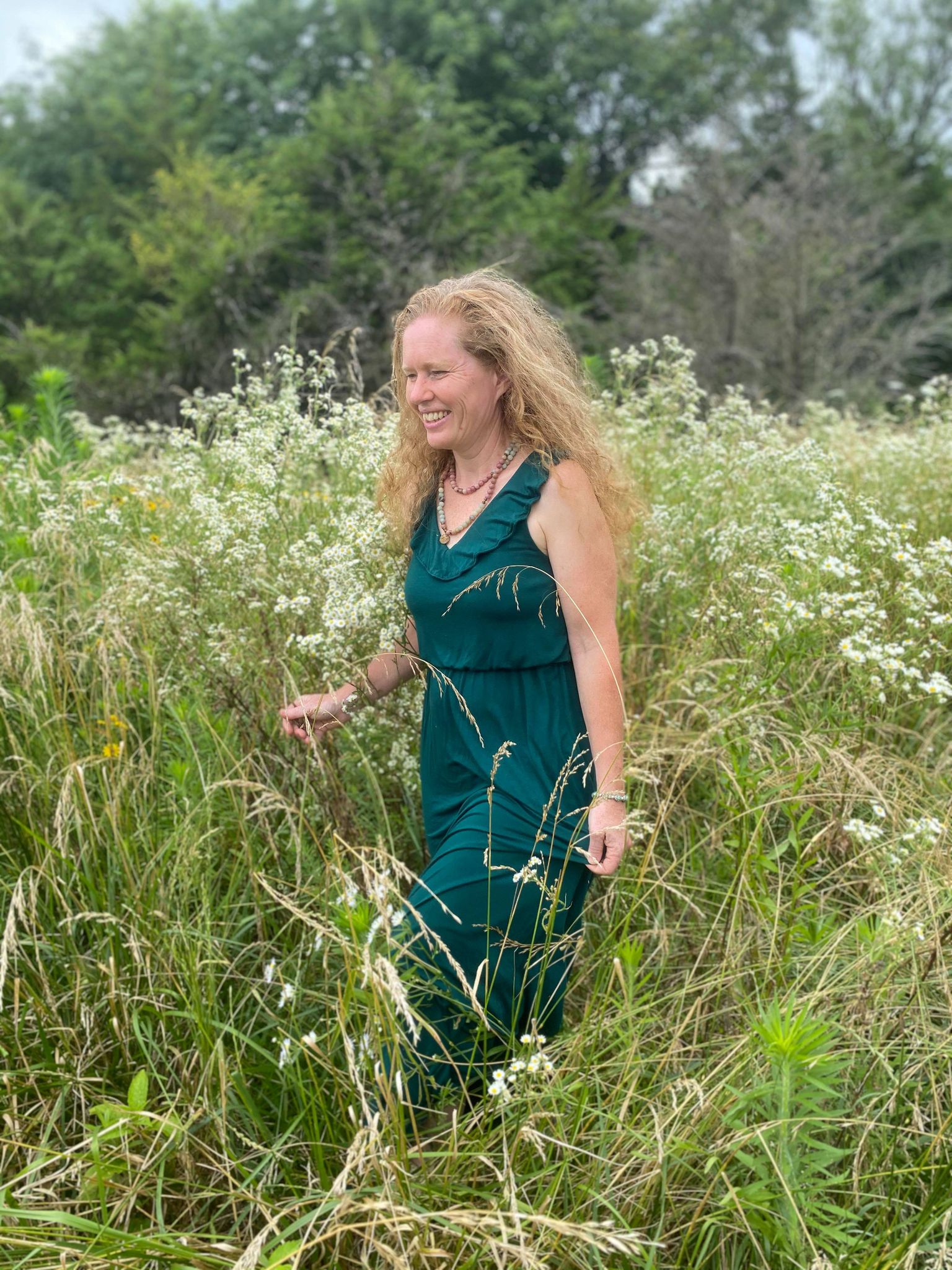 Photo of Julia Sahalie